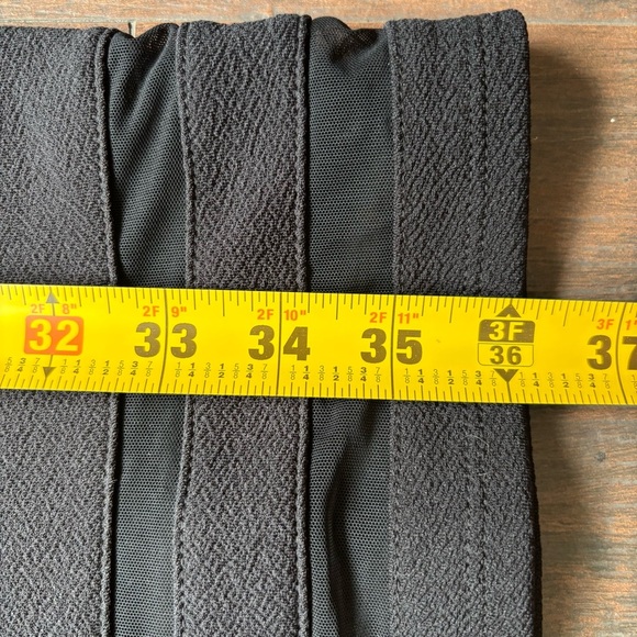 NWT Bold Elements Black Off Shoulder Bell Sleeve Dress Size Large - Picture 5 of 8